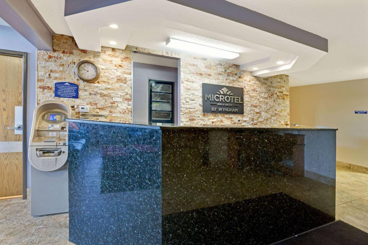 Microtel Inn & Suites By Wyndham Detroit Roseville Esterno foto